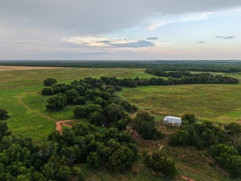 6977 E Fm 171 Byers TX 76357