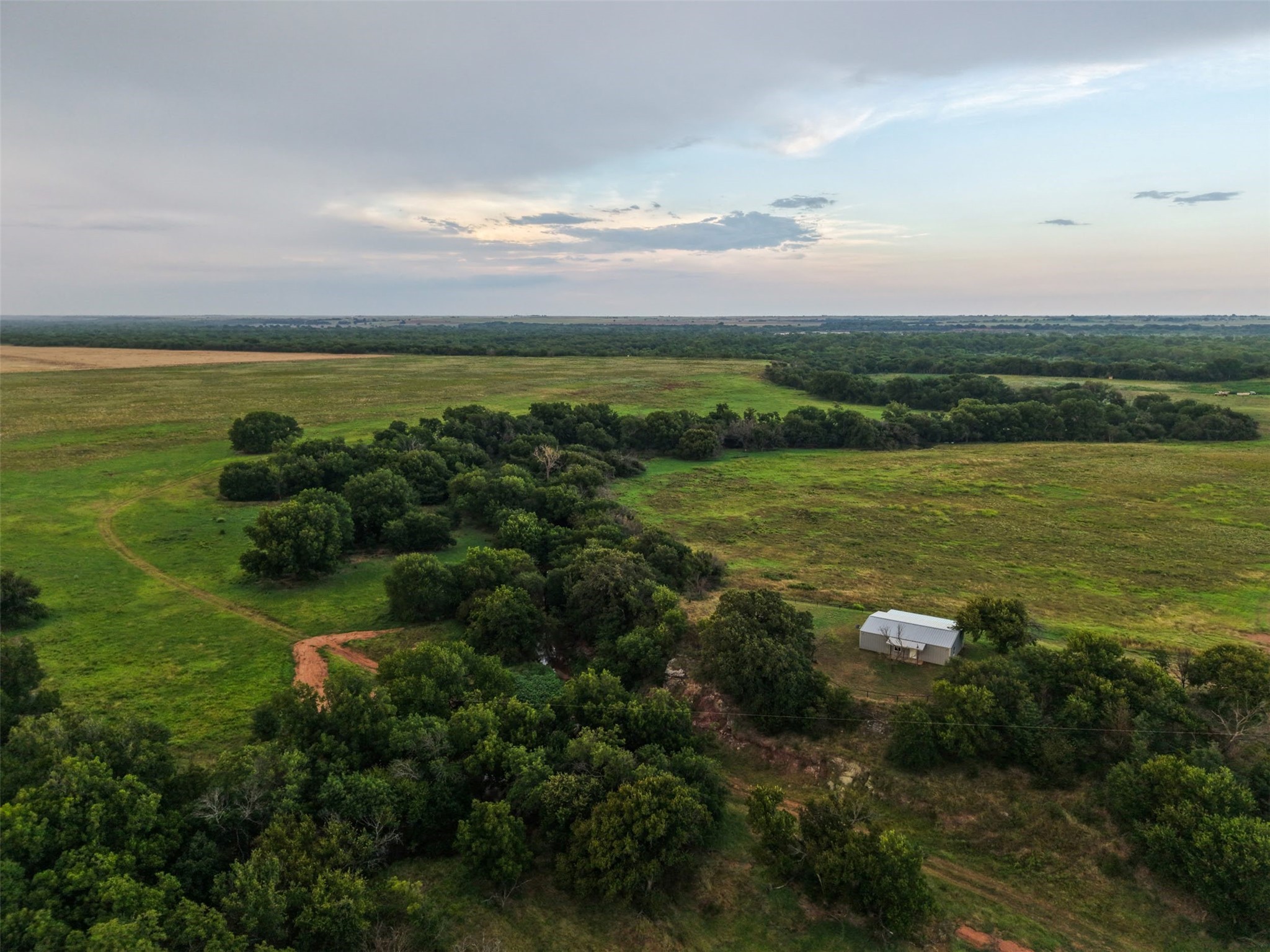 6977 E Fm 171 Byers TX 76357