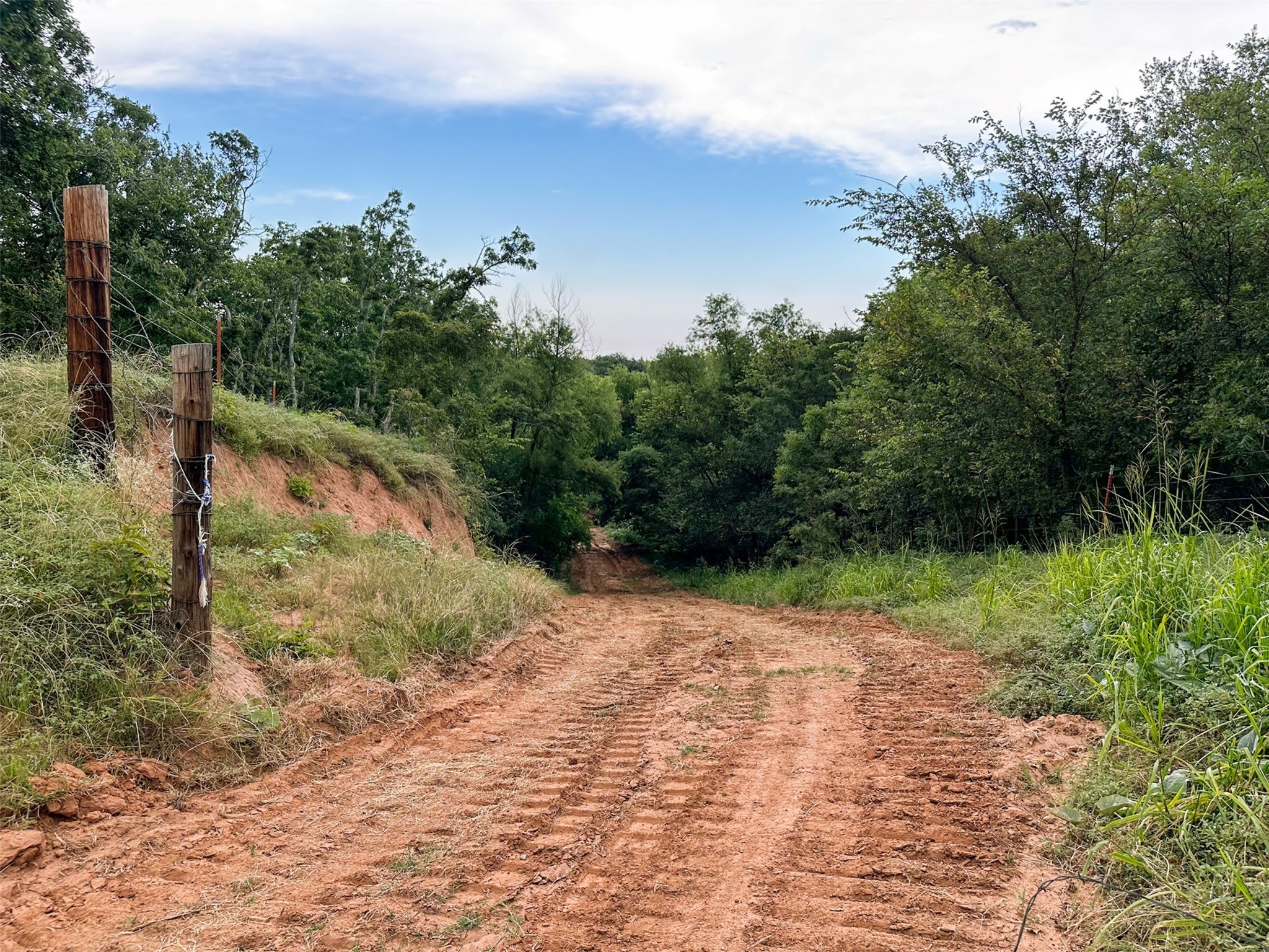 6977 E Fm 171 Byers TX 76357