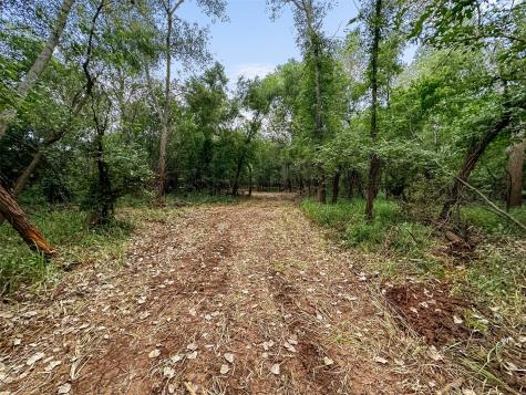 6977 E Fm 171 Byers TX 76357
