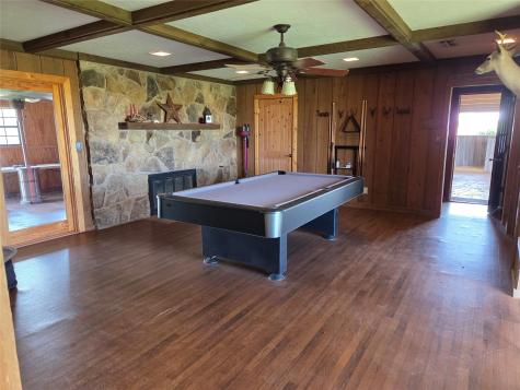 6977 E Fm 171 Byers TX 76357