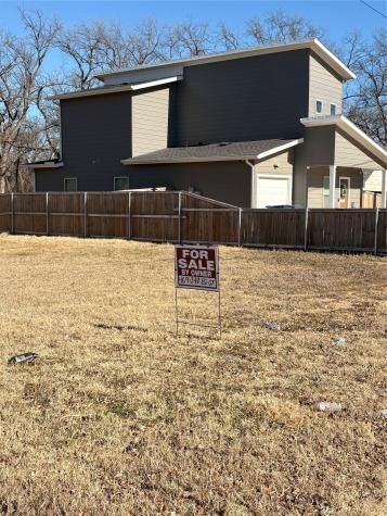 4511 Yancy Street Dallas TX 75216