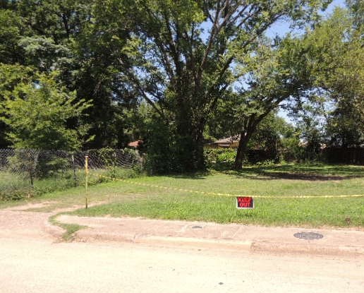 2829 Farragut Street Dallas TX 75215