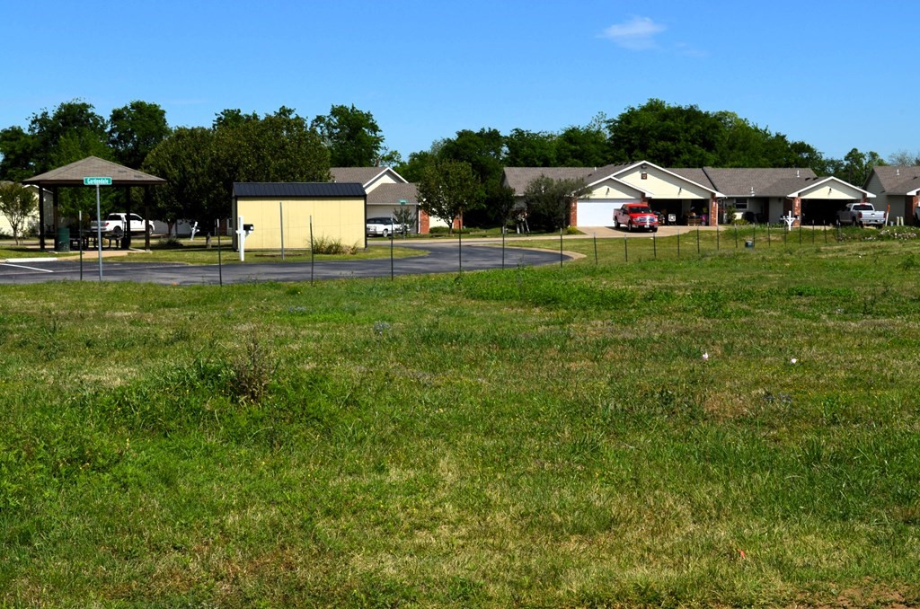 206 Preston Circle Mabank TX 75147