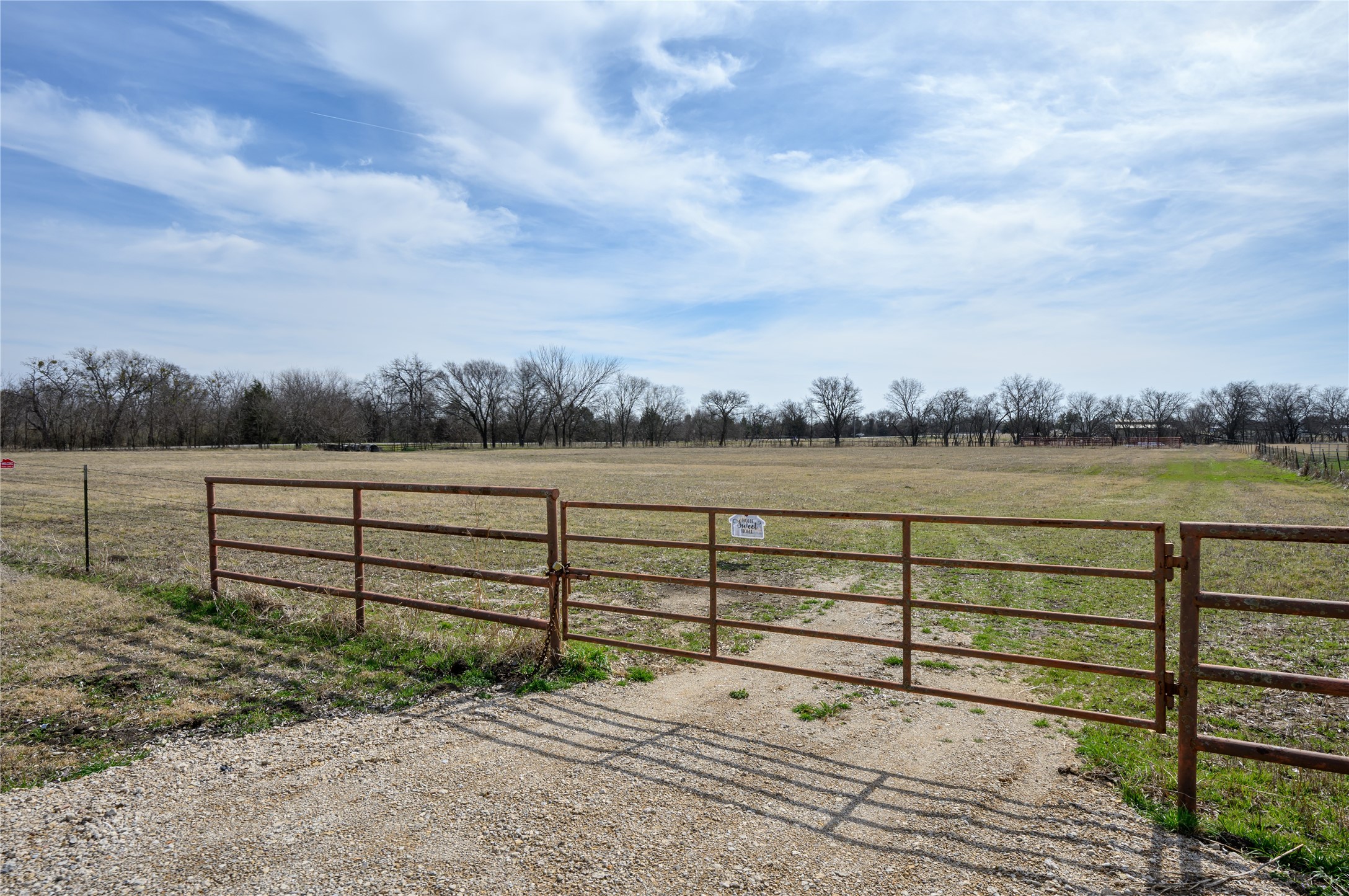 9061 Crow Wright Road Sanger TX 76266