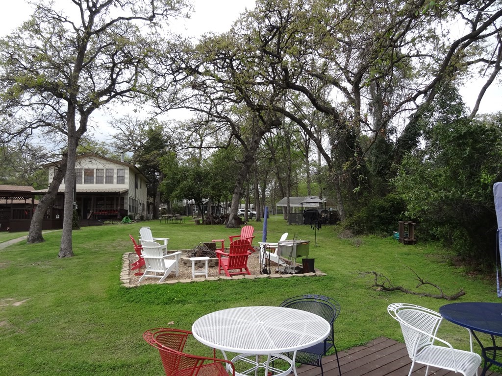 2052 Kanakoa Drive North Tool TX 75143