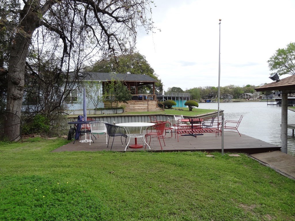 2052 Kanakoa Drive North Tool TX 75143
