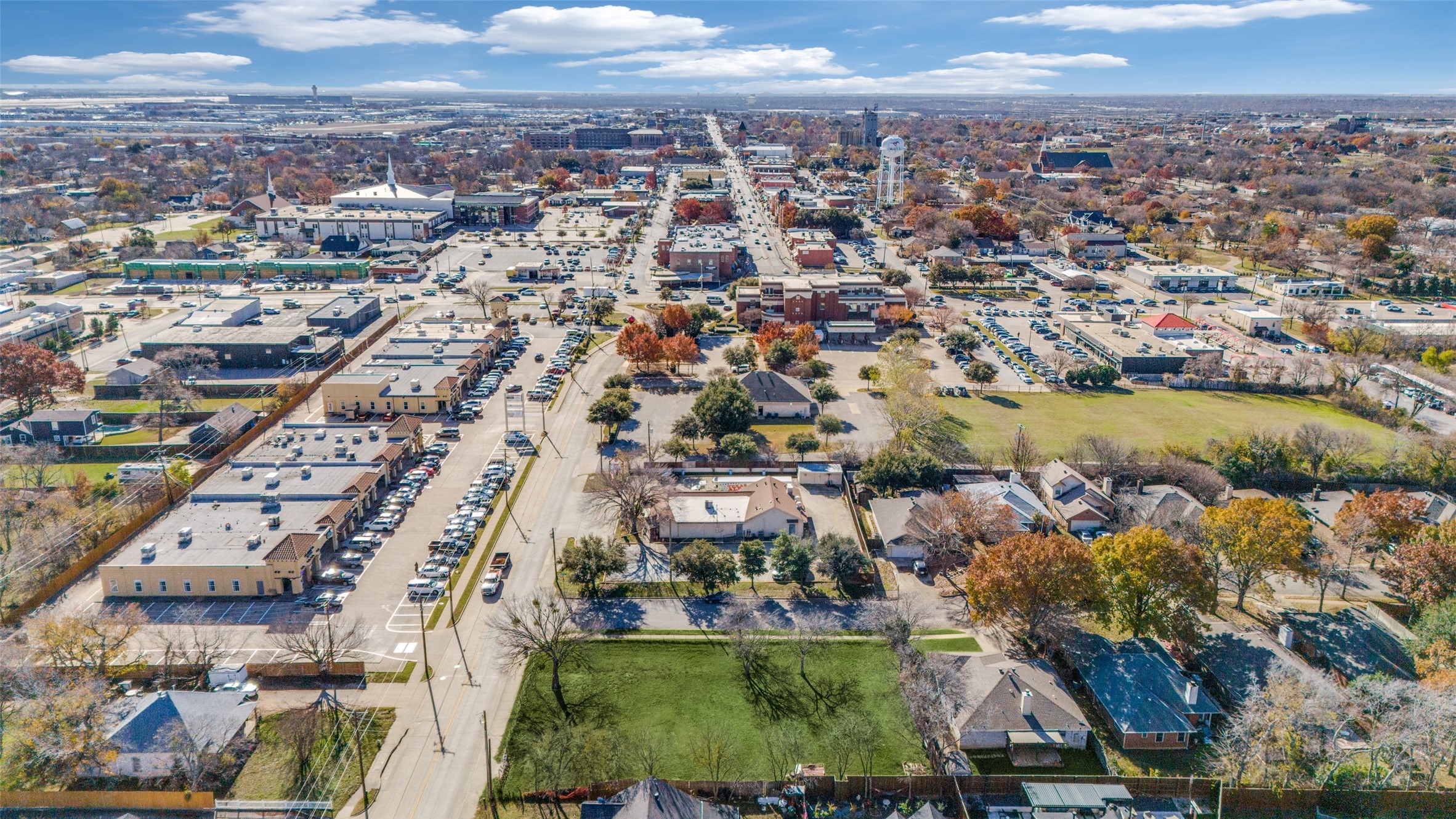 309 N Main Street Grapevine TX 76051