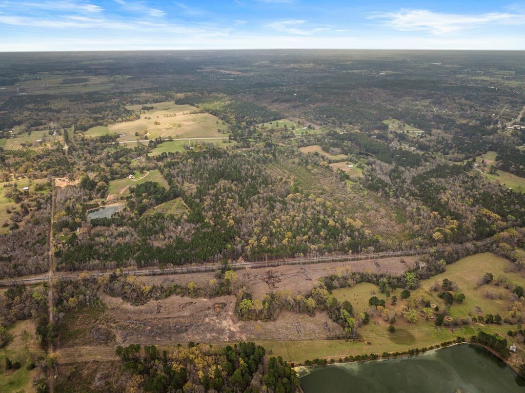 CR1124 Old Highway 11 Road Daingerfield TX 75638