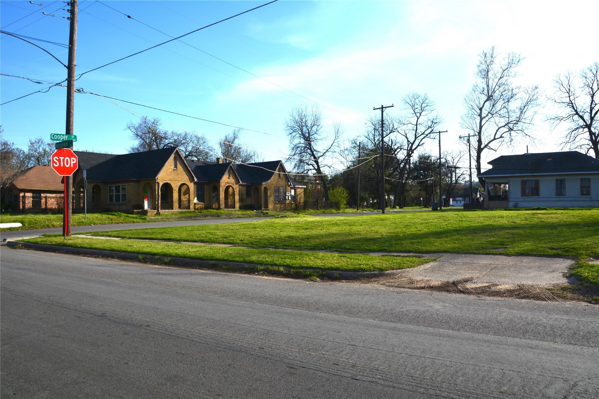 3525 Wendelkin Street Dallas TX 75215