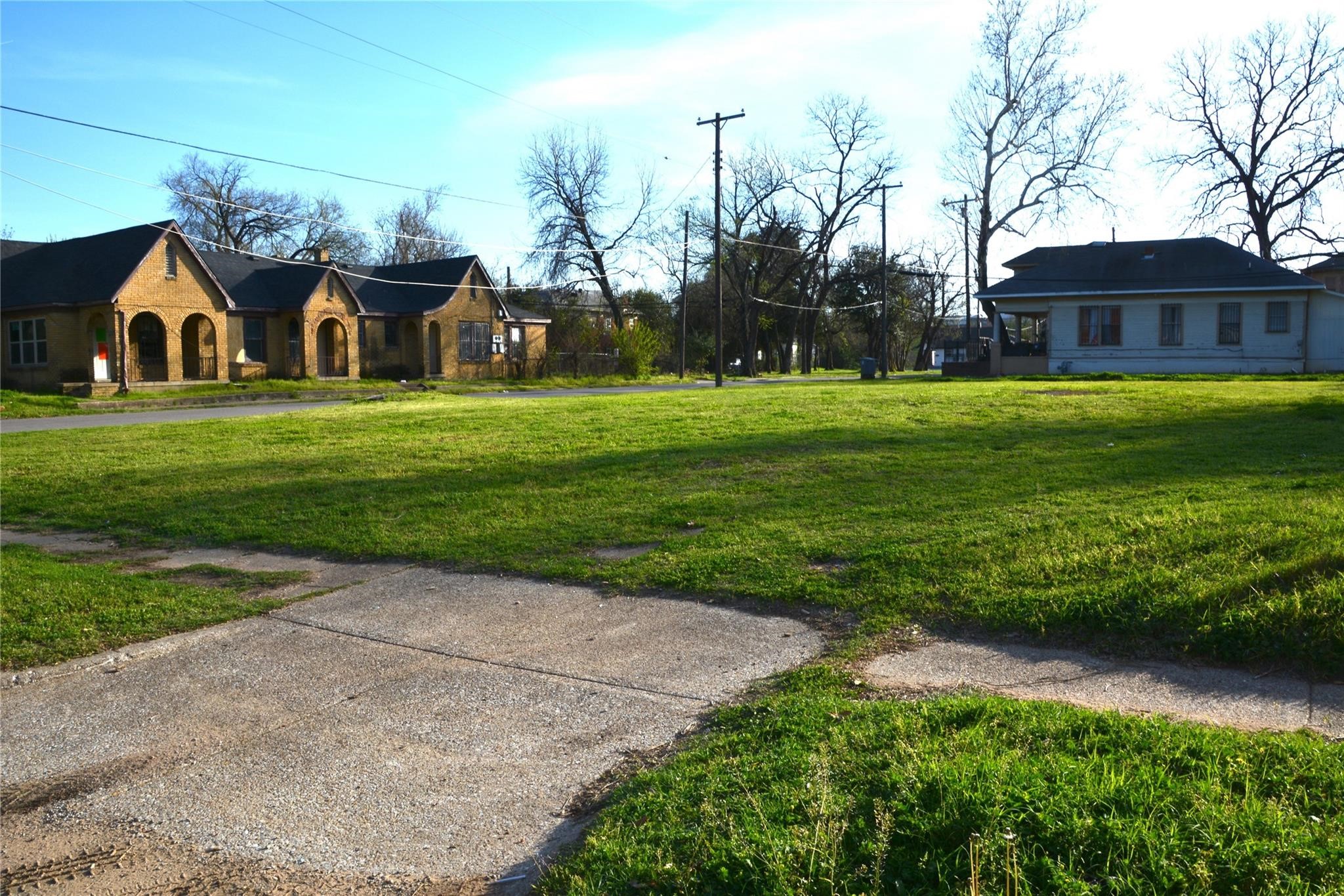 3525 Wendelkin Street Dallas TX 75215