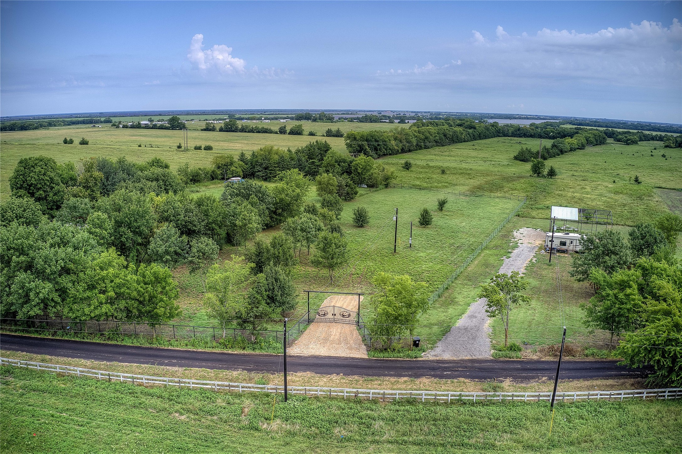 868 County Road 23940 Brookston TX 75421