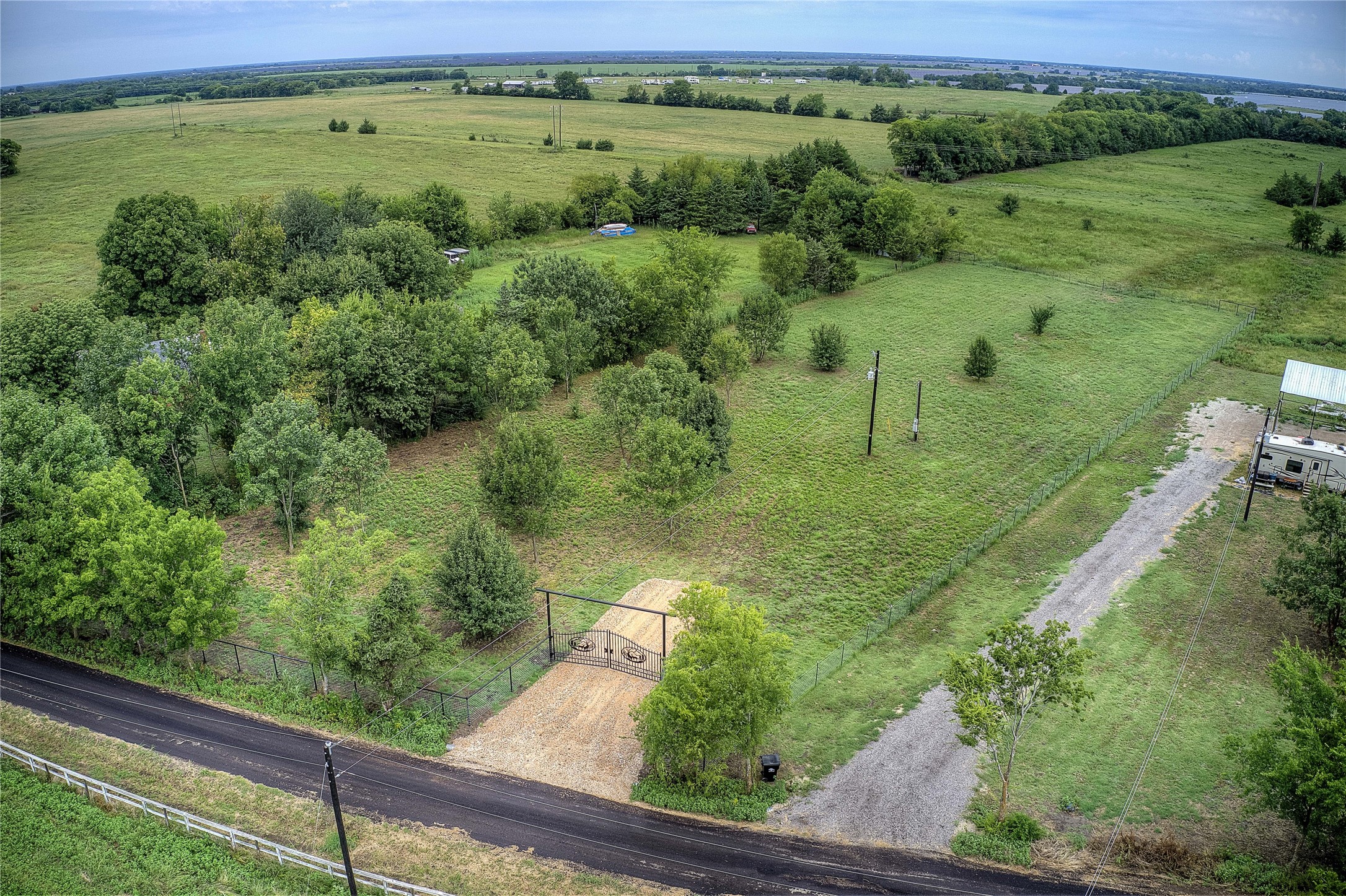 868 County Road 23940 Brookston TX 75421