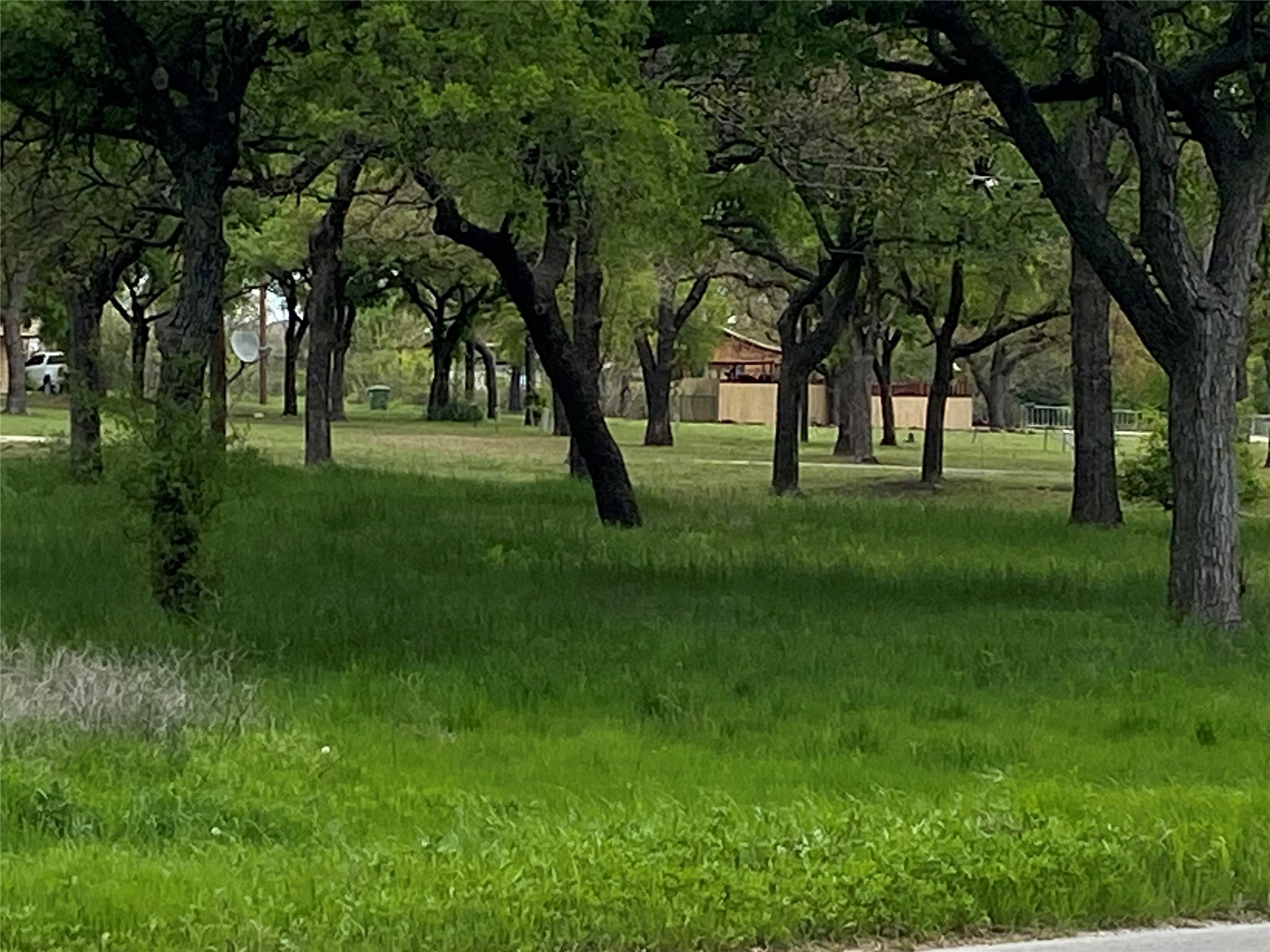 2500 S Oak Avenue Mineral Wells TX 76067