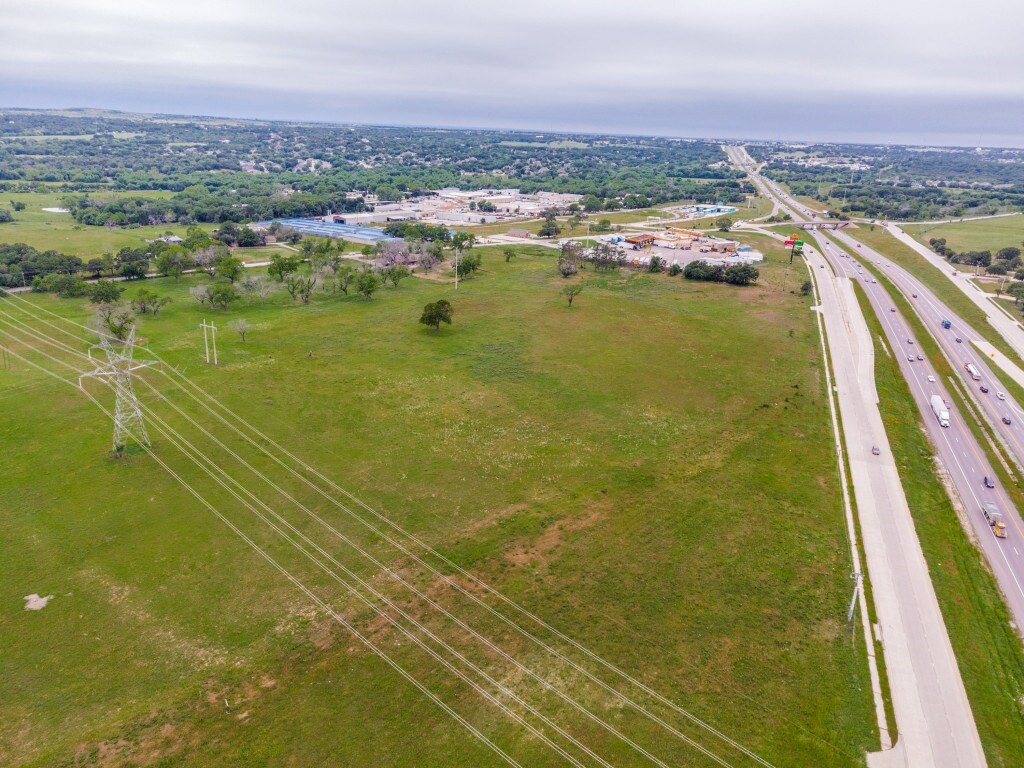 2711 E Bankhead Highway Weatherford TX 76087