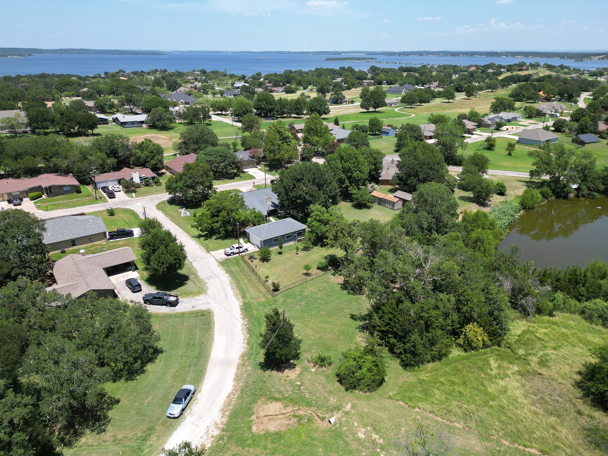 2 Round Hill Way Runaway Bay TX 76426