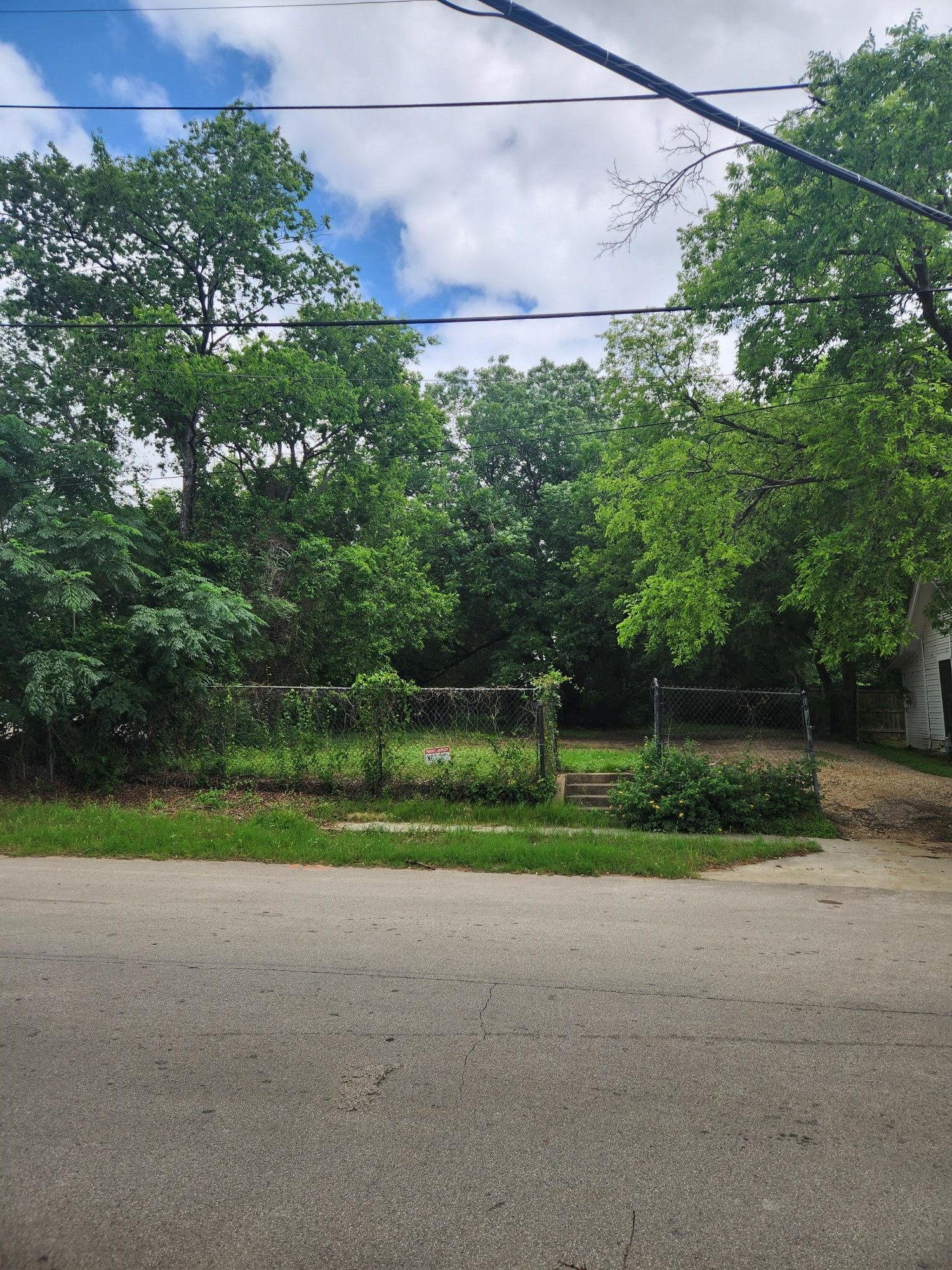115 E Pembroke Avenue Dallas TX 75203
