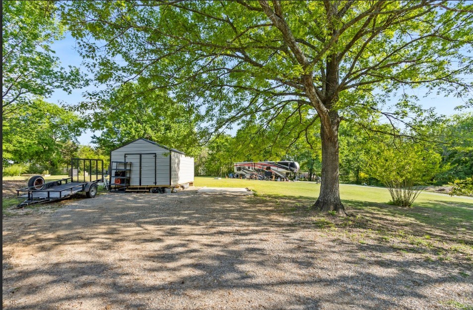 642 Smith Oak Road Sherman TX 75090