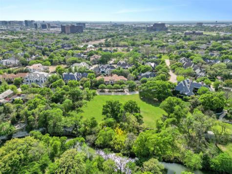 48 Braewood Place Dallas TX 74248