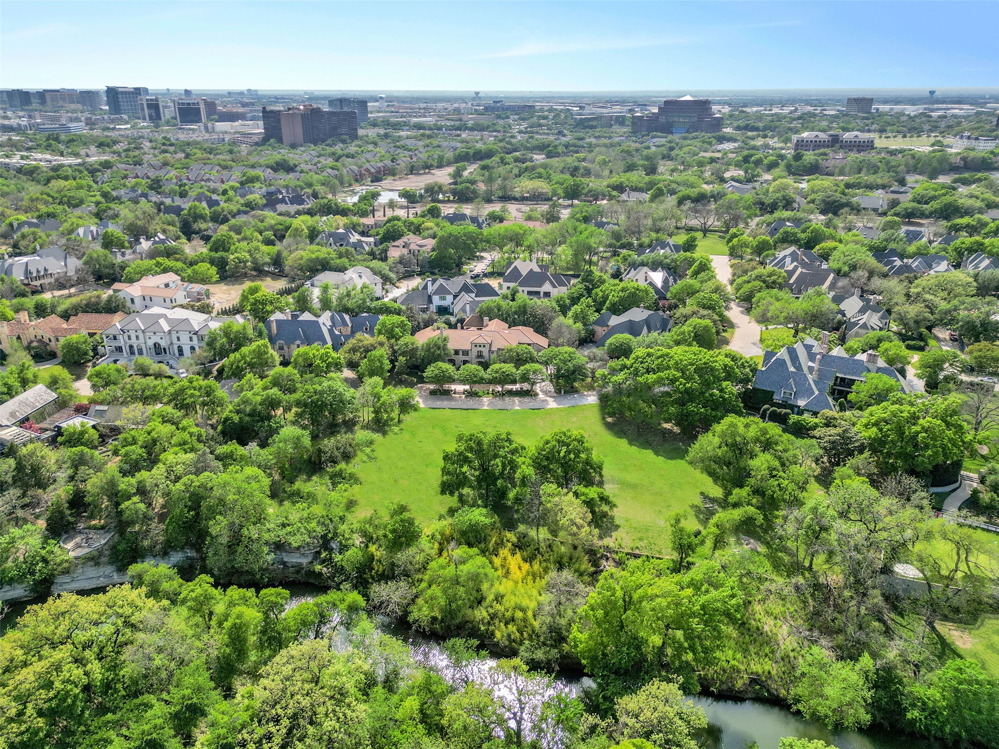 48 Braewood Place Dallas TX 74248