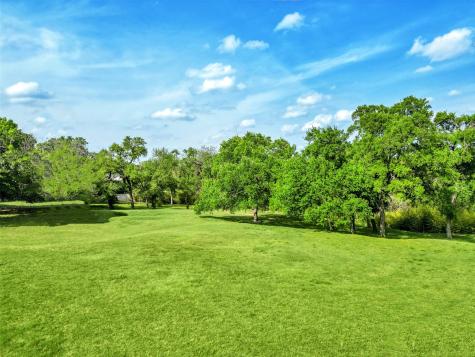 48 Braewood Place Dallas TX 74248