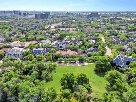 48 Braewood Place Dallas TX 74248