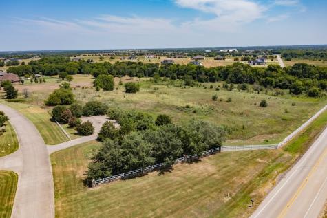 1000 & 1077 Eagle Lake Drive Wills Point TX 75169