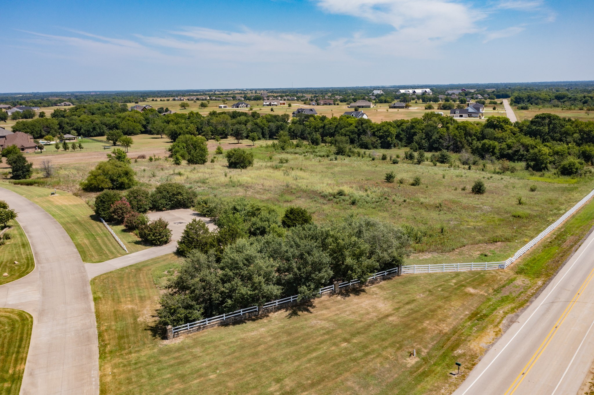 1000 & 1077 Eagle Lake Drive Wills Point TX 75169