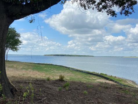 1540 Shoreline Drive Mabank TX 75143