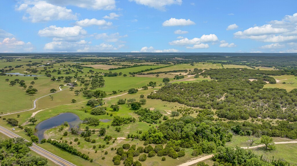 16290 E State Highway 22 Cranfills Gap TX 76637