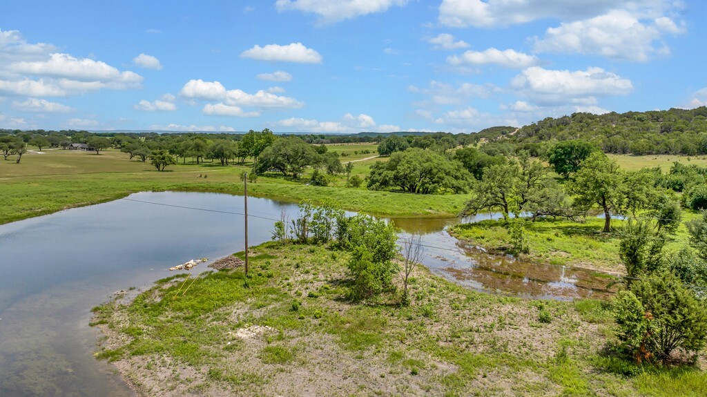 16290 E State Highway 22 Cranfills Gap TX 76637