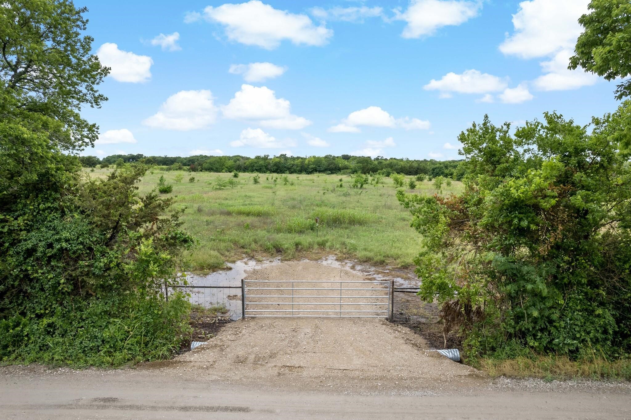 207 Possom Trot Hollow Road Whitewright TX 75491
