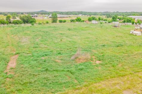 1704 W Fm 917 Burleson TX 76058