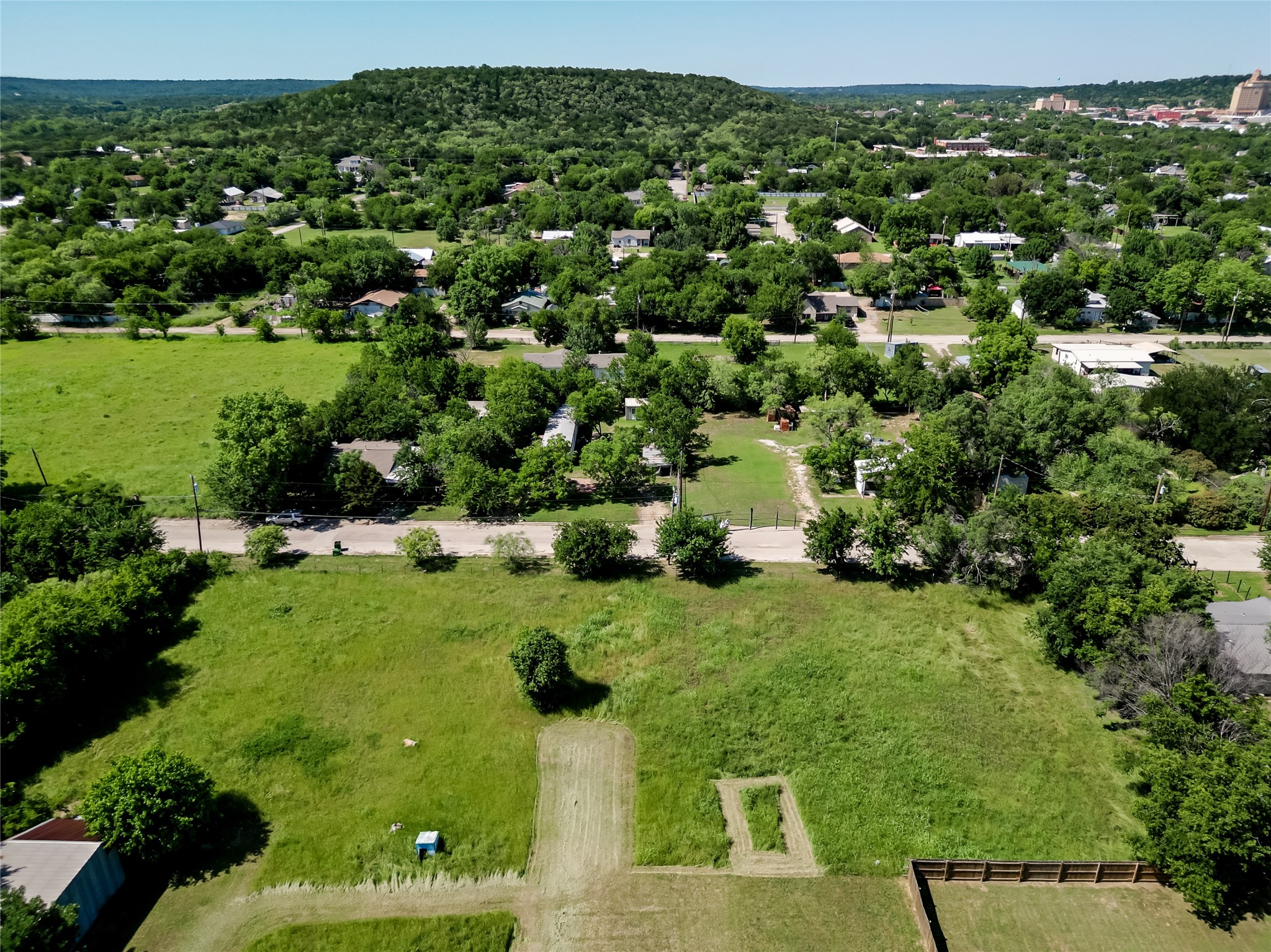811 SW 15th Street Mineral Wells TX 76067