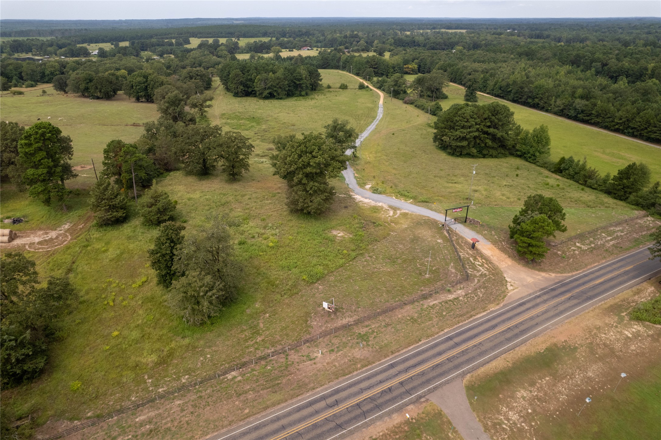 Lake Country (Lot 1 & 1a) Tx-77 Atlanta TX 75551