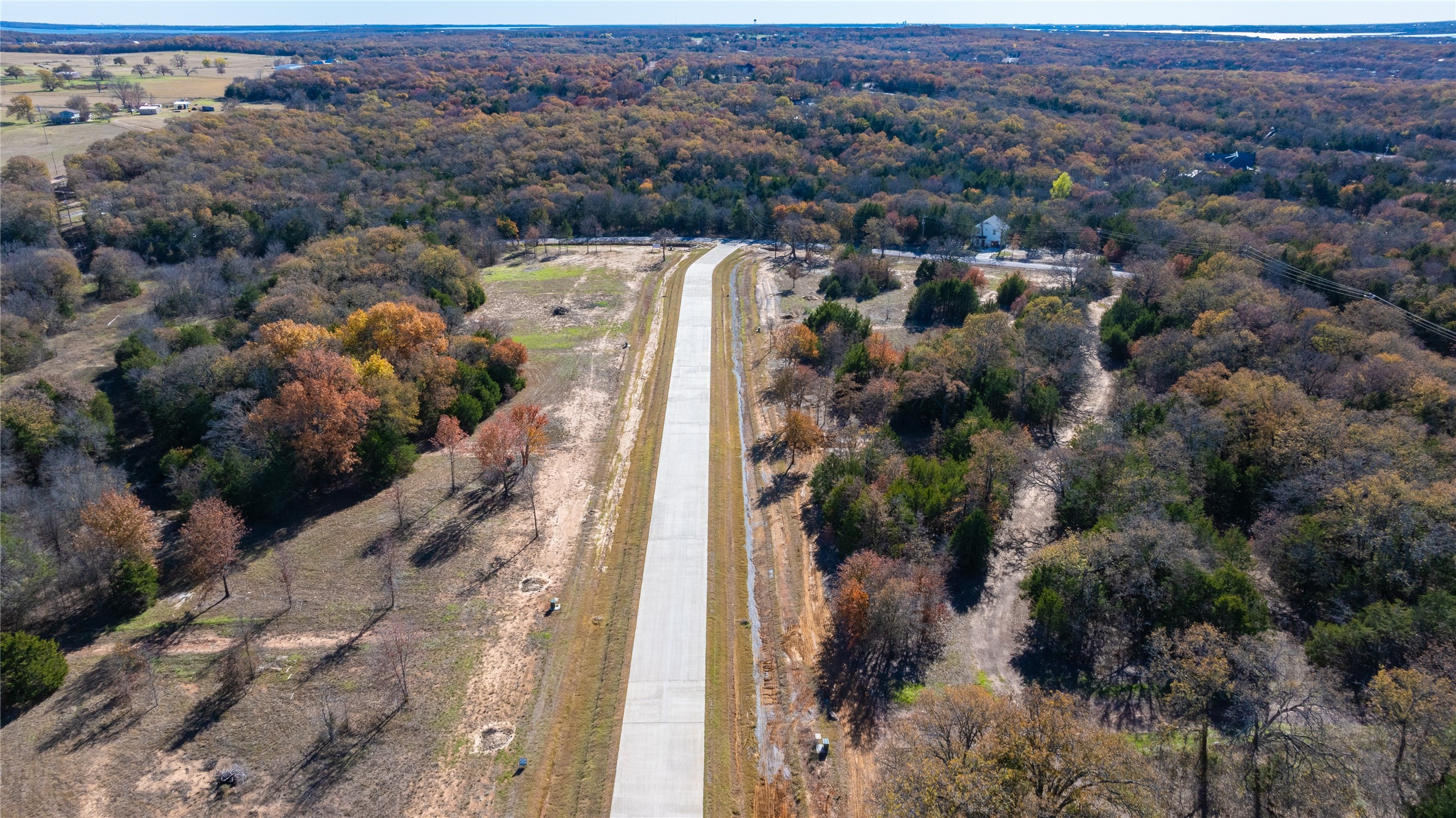 4 Shady Oak Lane Valley View TX 76272