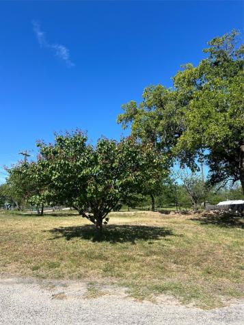 301 Cottonwood Street Comanche TX 76442