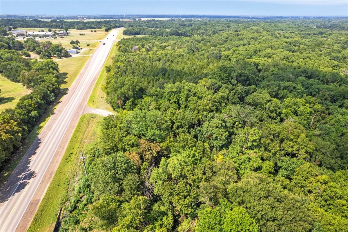 0000 Tx-121 & Airport Road Bonham TX 75418