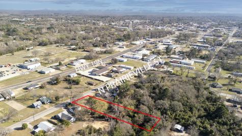 825 N Prairieville Street Athens TX 75751