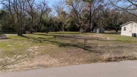 825 N Prairieville Street Athens TX 75751