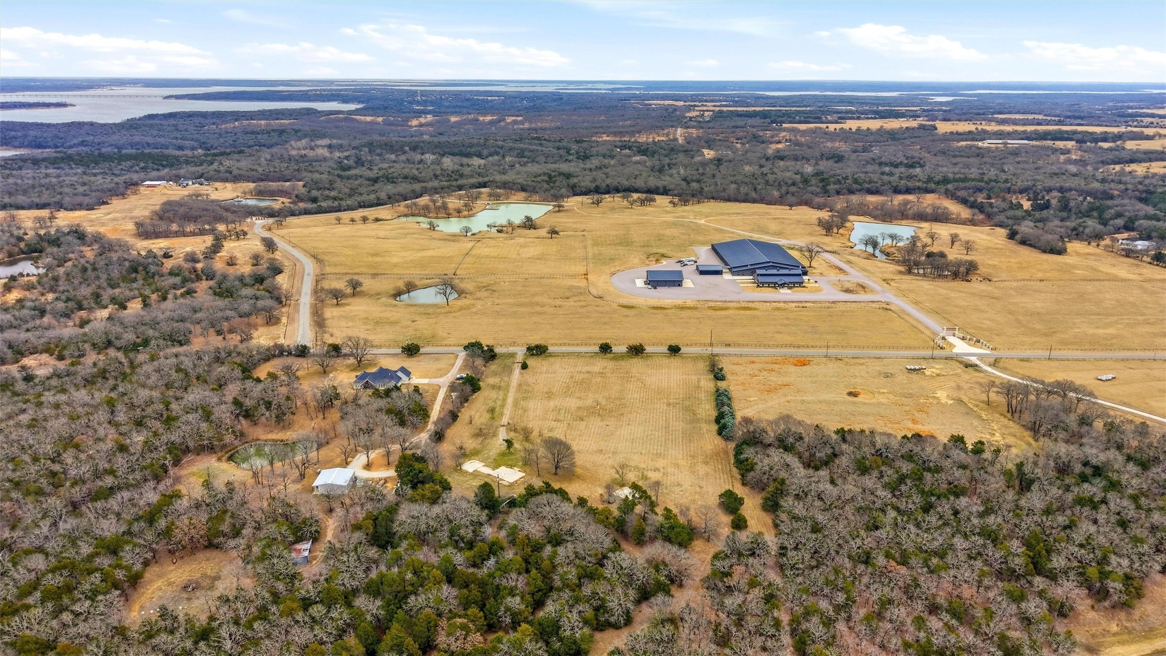 1809 Rock Creek Road Gordonville TX 76245