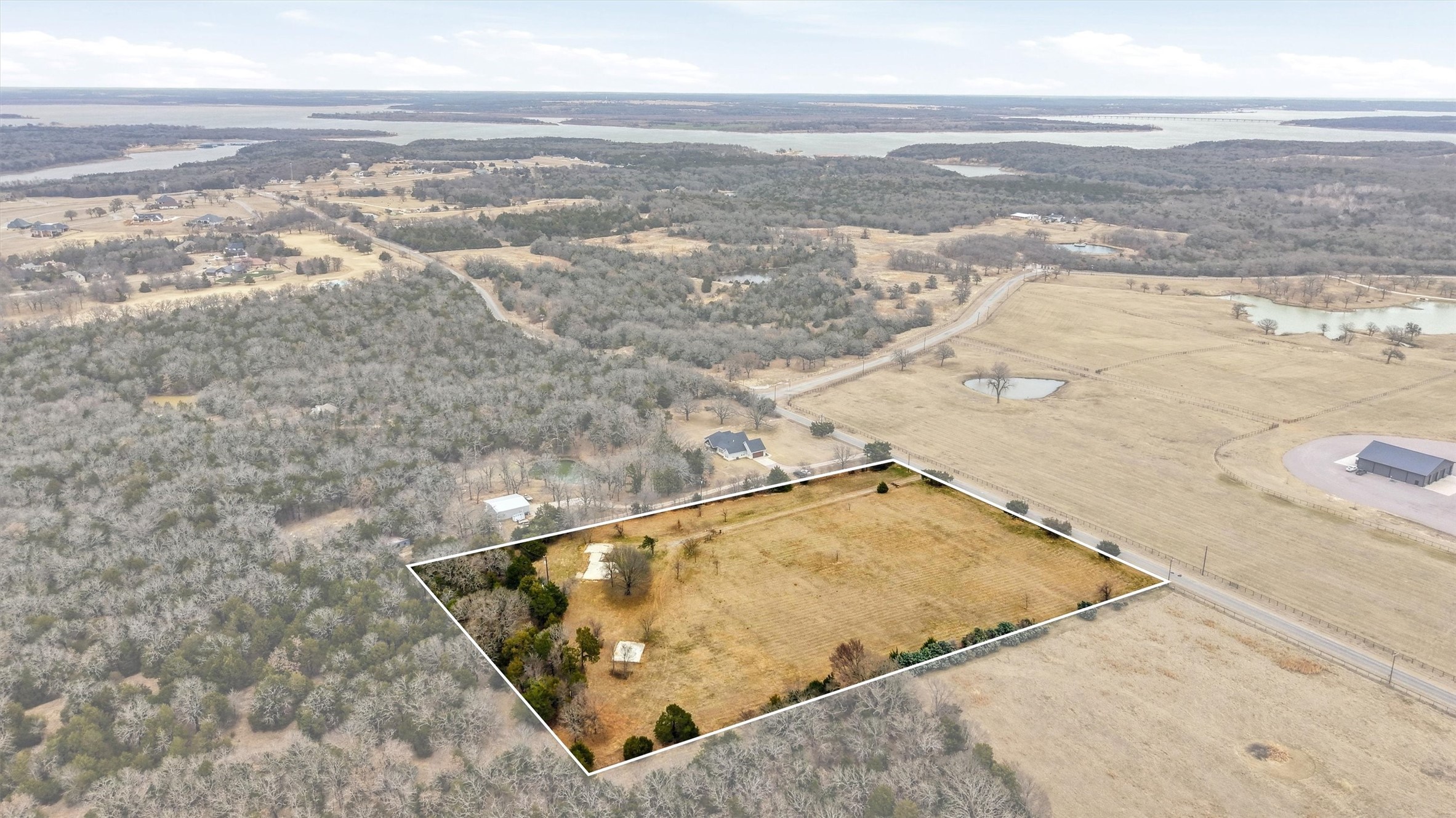 1809 Rock Creek Road Gordonville TX 76245