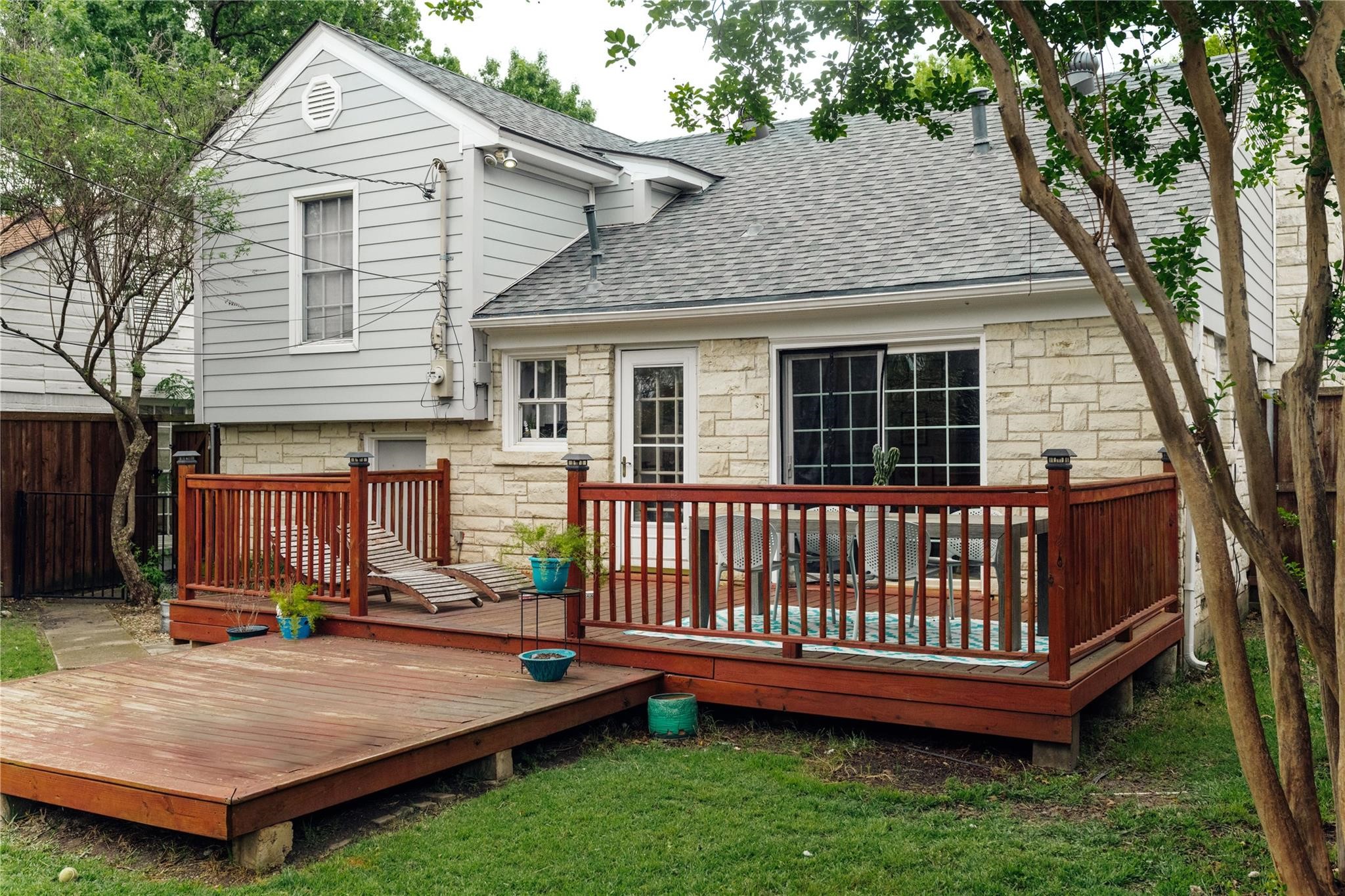 5907 Anita Dallas TX 75206