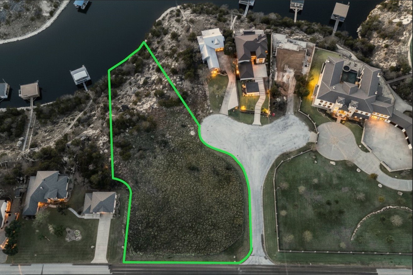 1013 Harbor View Drive Strawn TX 76475