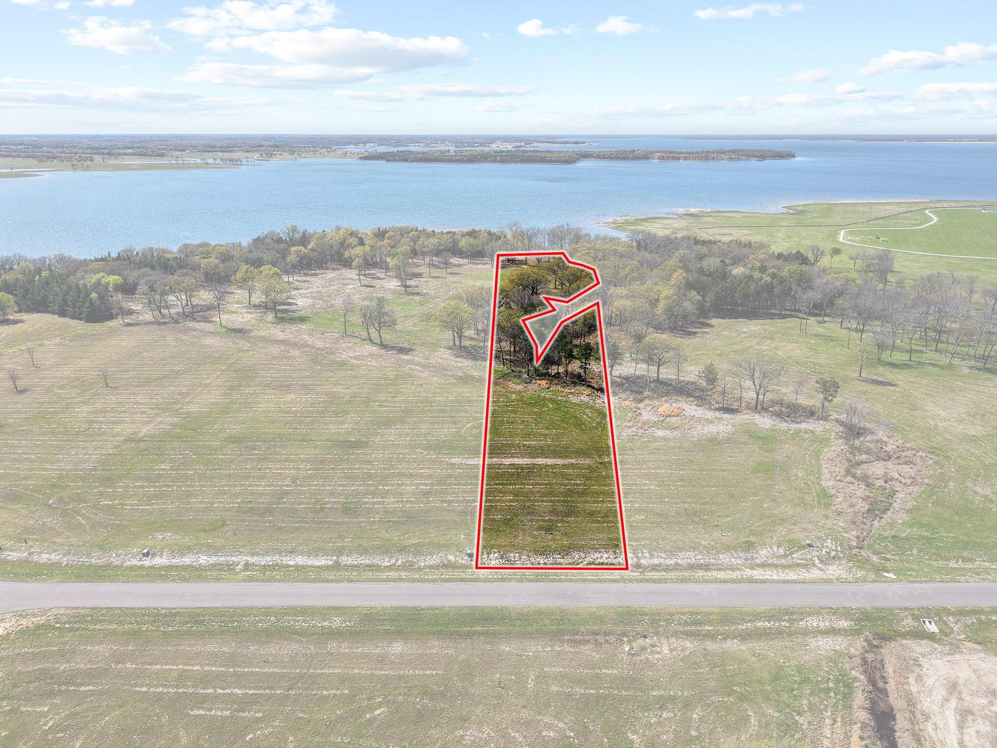 310 Lakewood Lane Honey Grove TX 75446