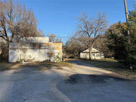 408 N Parkway Drive Alvarado TX 76009