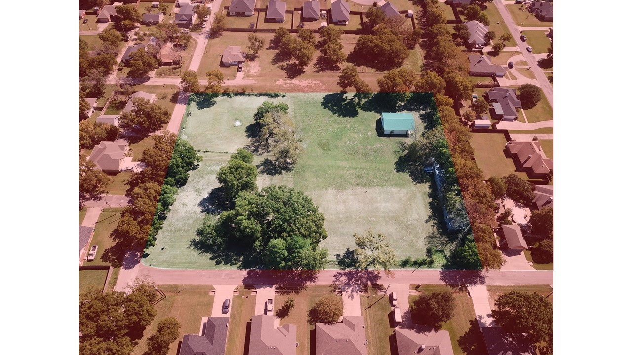 500 E Hinton Street Tioga TX 76271