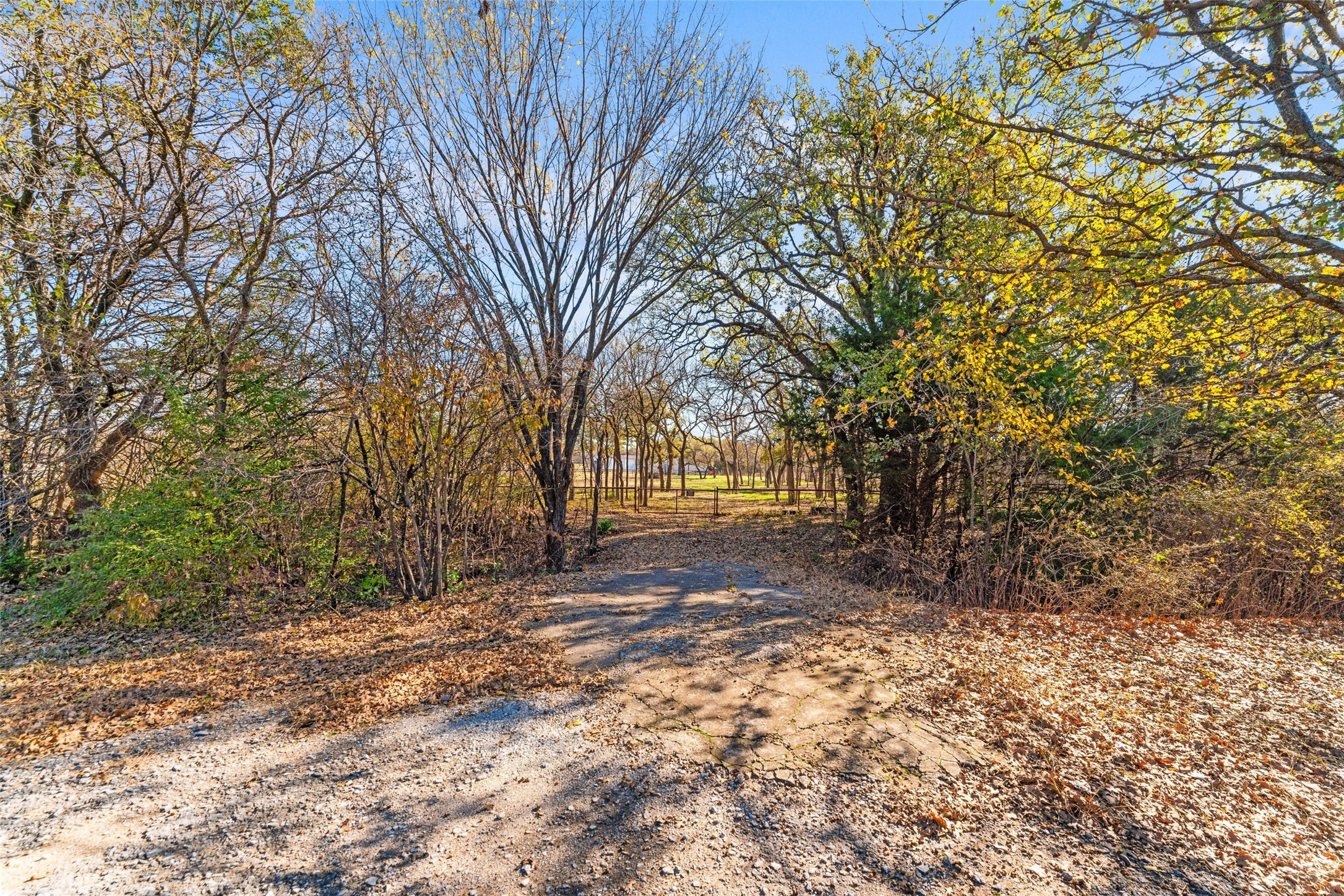 6085 Autumn Breeze Circle Fort Worth TX 76140