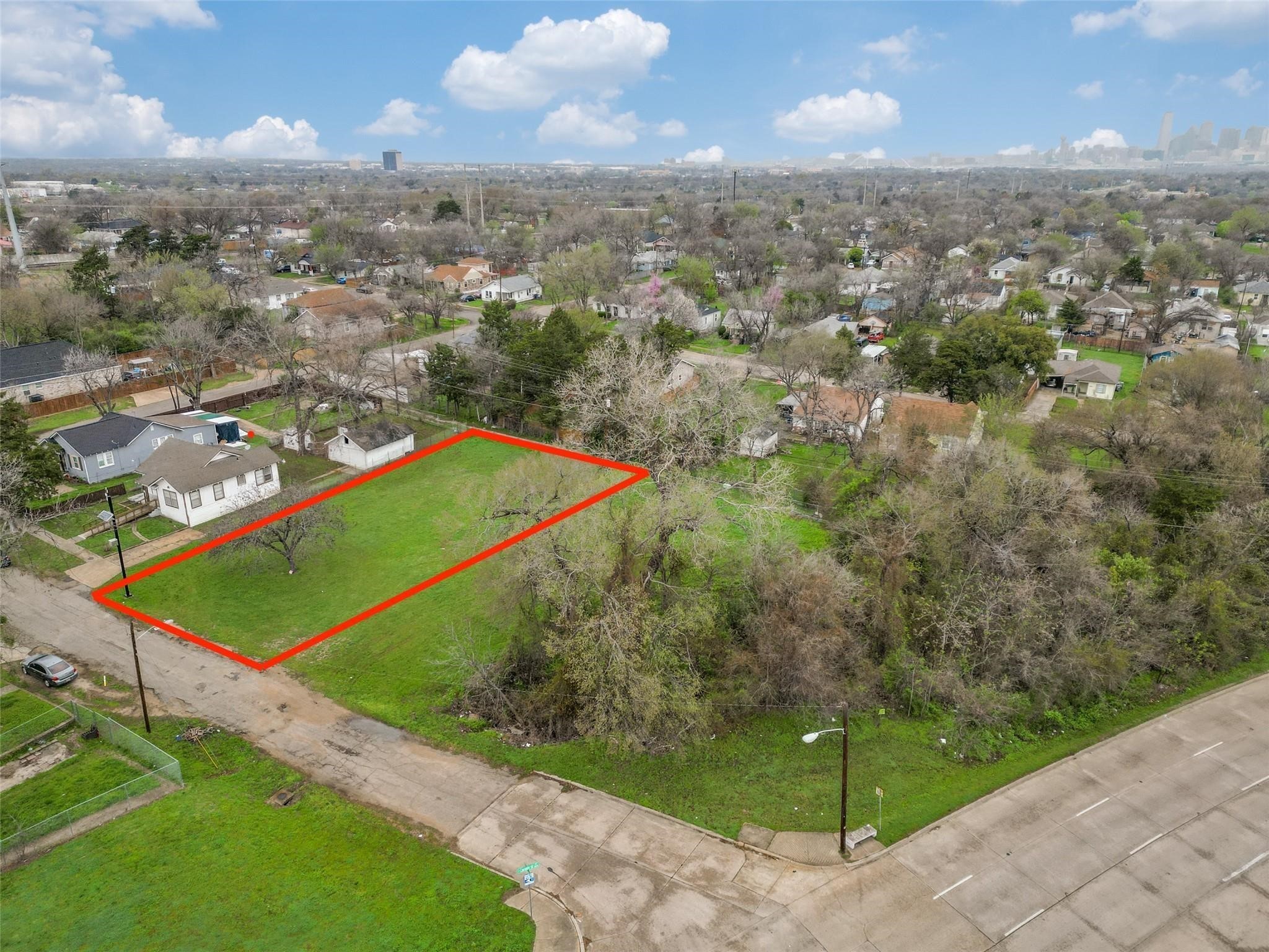 1439 E Louisiana Avenue Dallas TX 75216
