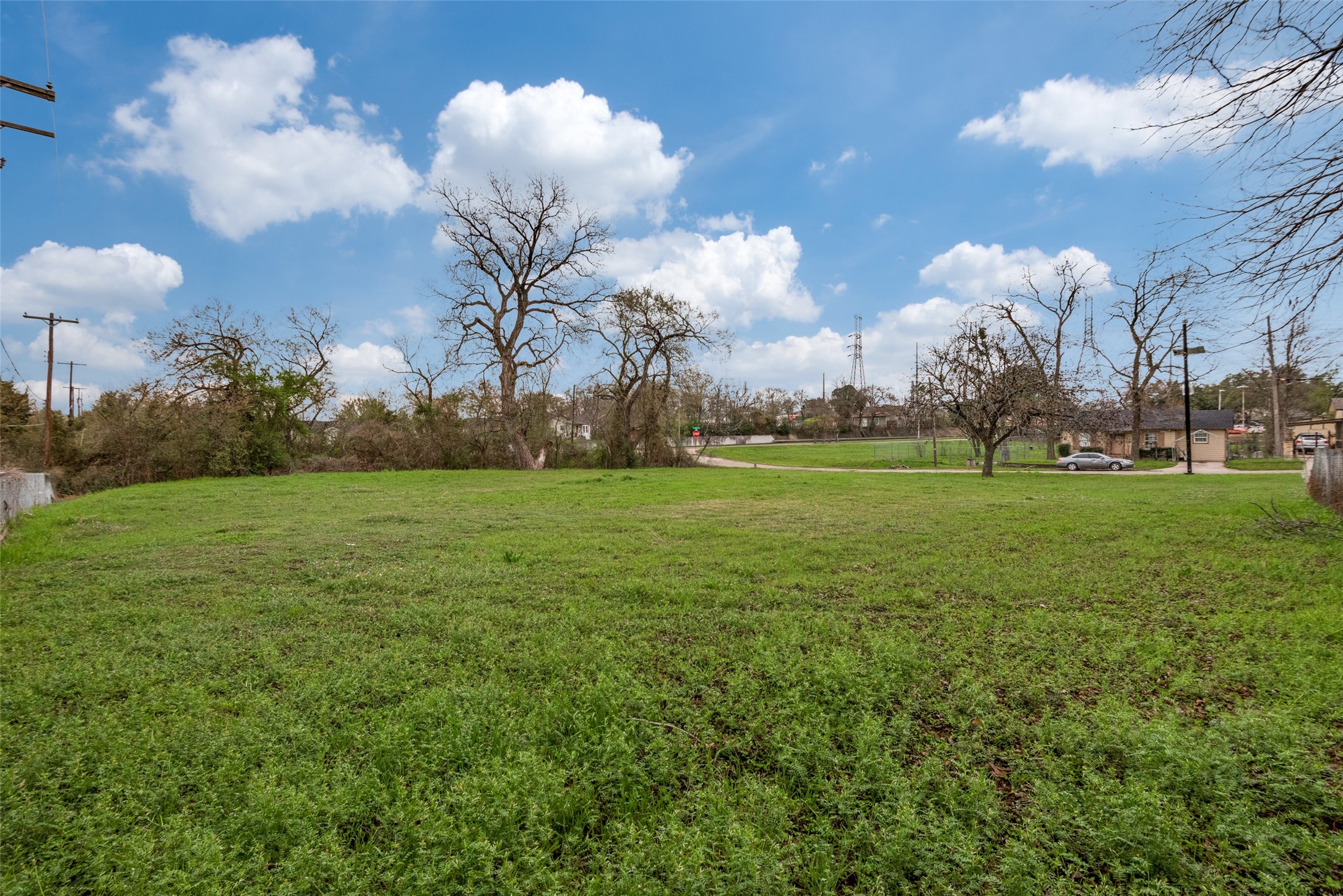 1439 E Louisiana Avenue Dallas TX 75216